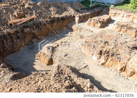 房屋建築挖掘 62317856