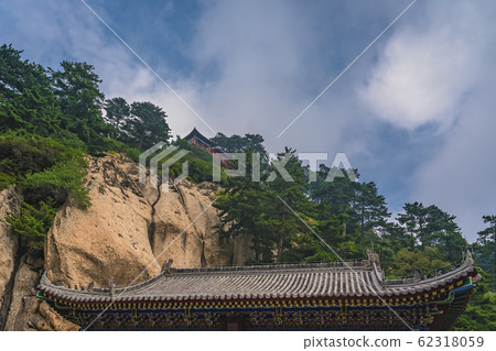 Roof of a temple at West Peak in Huashan mountain 62318059