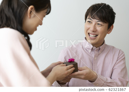 目前夫婦形象 目前夫婦形象 62321867