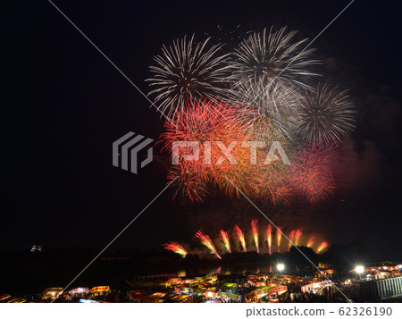 Fireworks of Tone River Fireworks of Tone River 62326190