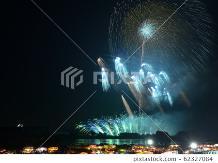 Fireworks of Tone River Fireworks of Tone River 62327084