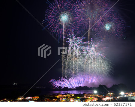 Fireworks of Tone River Fireworks of Tone River 62327171