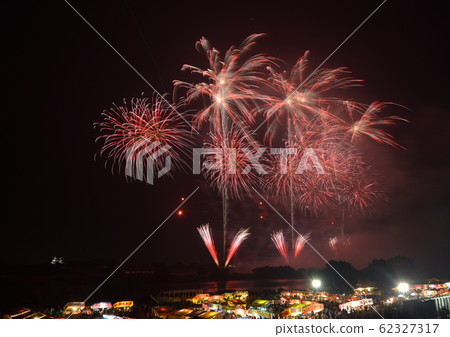 Fireworks of Tone River 62327317