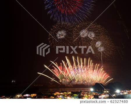 Fireworks of Tone River Fireworks of Tone River 62327480