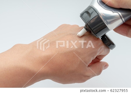 手應用保濕護手霜 62327955