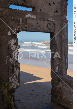 Abandoned building on the beach, Essaouira 62331098
