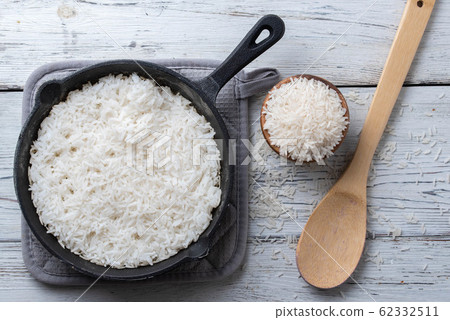 long rice image cooked in skillet long rice image cooked in skillet 62332511