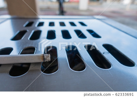 Smoking image Smoking image 62333691