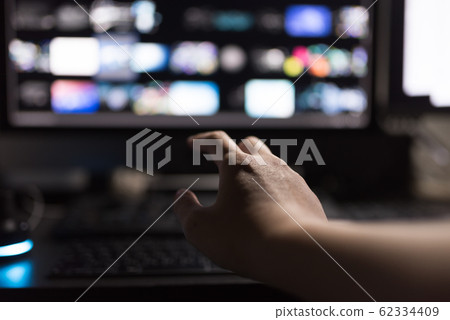 pc, hand, body parts 62334409