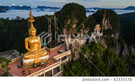 Buddha on the top Mountain of Wat Tham Seua (Tiger 62335178