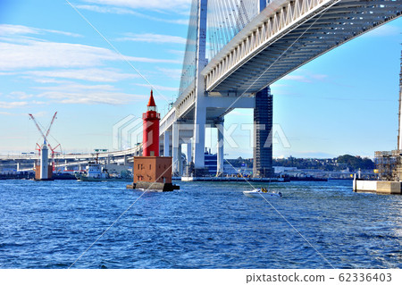 Yokohama Bay Bridge 62336403
