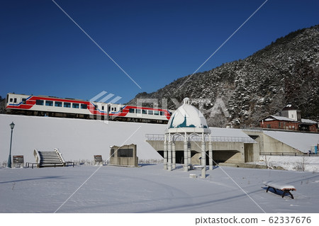 Sanriku Railway Rias Line Shimakoshi Station 62337676