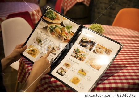 Restaurant Menu 62340372