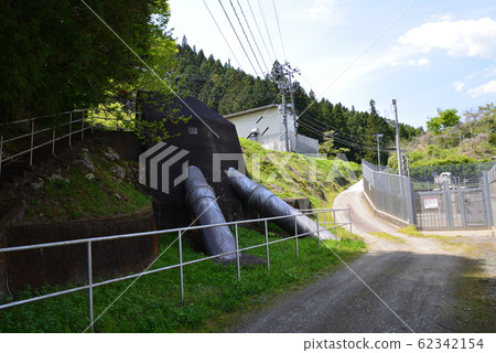 Stopped at Samegawa Power Station. # 9 Stopped at Samegawa Power Station. # 9 62342154