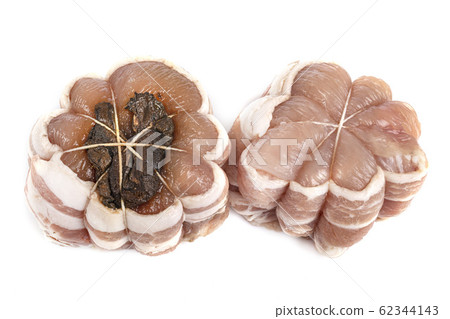 veal paupiette in studio 62344143