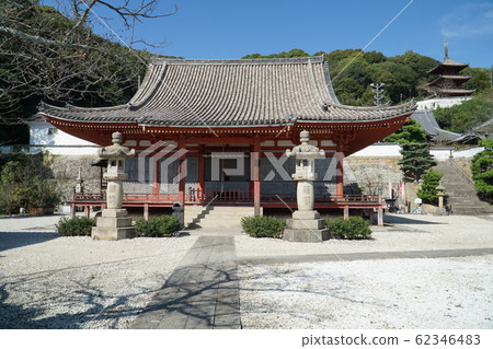 [Chugoku 33 Kannon Sacred Ground] Special Sacred Ground, Kondo and Mie Pagoda, Important Cultural Properties of Saikokuji Temple, Onomichi City, Hiroshima Prefecture 62346483