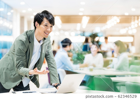 商業青年 62346529