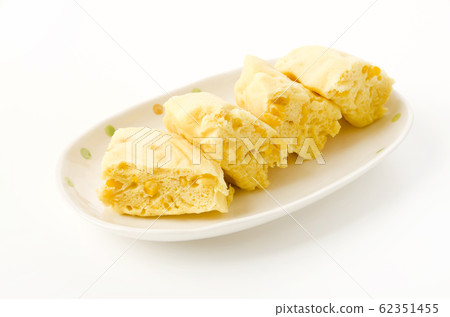 Steamed bread with corn Steamed bread with corn 62351455