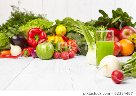 Various Freshly Vegetable Juices for Detox Various Freshly Vegetable Juices for Detox 62354497