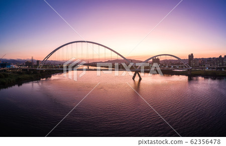 Crescent Bridge, landmark of New Taipei, Taiwan, 新月橋, 新北市, 景點, 觀光, 台灣 Crescent Bridge, landmark of New Taipei, Taiwan, 新月橋, 新北市, 景點, 觀光, 台灣 62356478