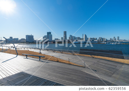 Yokohama Cityscape in Japan The new coronavirus Osanbashi has few tourists and sparsely crowded... = Sunday afternoon Yokohama Cityscape in Japan The new coronavirus Osanbashi has few tourists and sparsely crowded... = Sunday afternoon 62359556