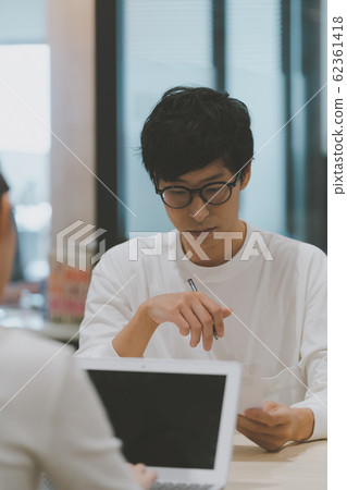 接人太空人 62361418