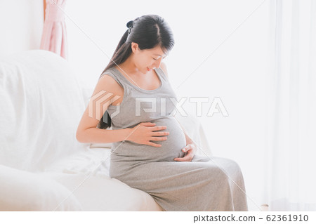 last month of pregnancy, pregnant, pregnant woman 62361910