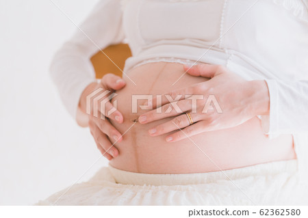 last month of pregnancy, pregnant, pregnant woman 62362580