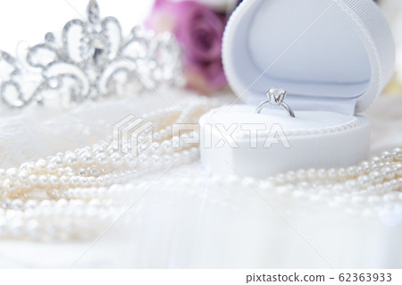 Wedding engagement ring Wedding engagement ring 62363933