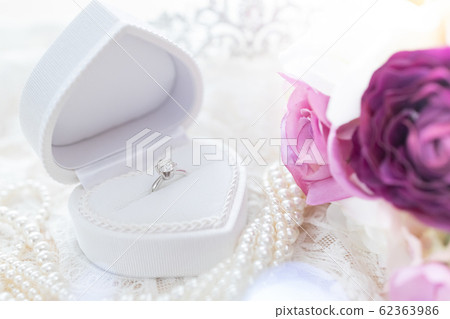 婚禮訂婚戒指 62363986