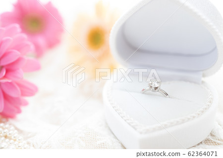 婚禮訂婚戒指 62364071