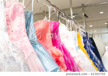 Image of choosing a wedding dress 62365705