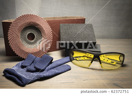 Various grinding tools and safety health at work 62372751