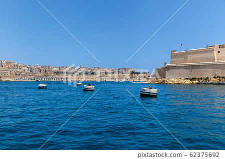 View of Fort Saint Elmo on sunny day in Malta View of Fort Saint Elmo on sunny day in Malta 62375692