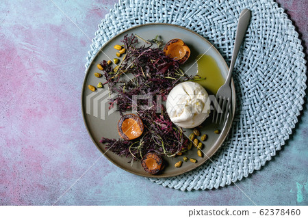 Salad with burrata cheese 62378460