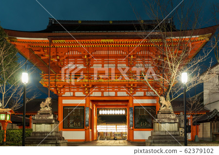 South Gate of Yasaka Shrine, Higashiyama Ward, Kyoto City South Gate of Yasaka Shrine, Higashiyama Ward, Kyoto City 62379102