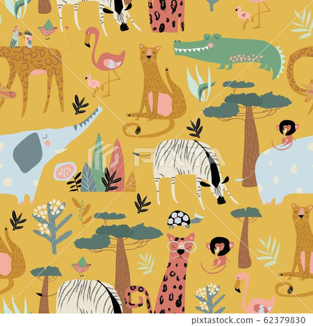 Seamless pattern of wild animals on yellow background 62379830