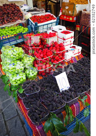 fruit 62382749