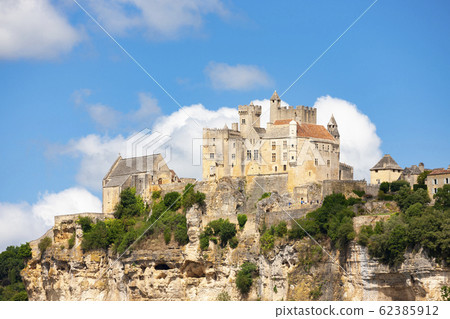 Chateau de Beynac (Beynac-et-Cazenac) France Chateau de Beynac (Beynac-et-Cazenac) France 62385912