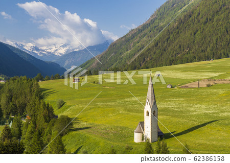 Old church in Kails am Grosglockner Old church in Kails am Grosglockner 62386158