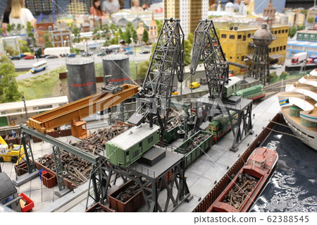 Toy city in a small size, very beautiful 62388545