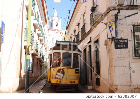 Lisbon tram Portugal Alfama 62392307