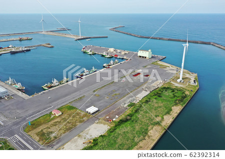 Aerial view from above the Tone River estuary 62392314