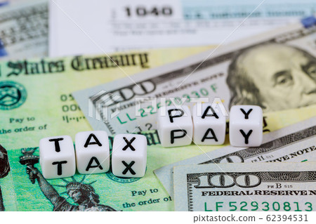 Economic stimul tax return check and 1040 form Economic stimul tax return check and 1040 form 62394531