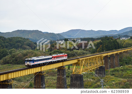 Railway Trip Banetsu West Line Deepening in Autumn Ichinotogawa Bridge Railway Trip Banetsu West Line Deepening in Autumn Ichinotogawa Bridge 62398939