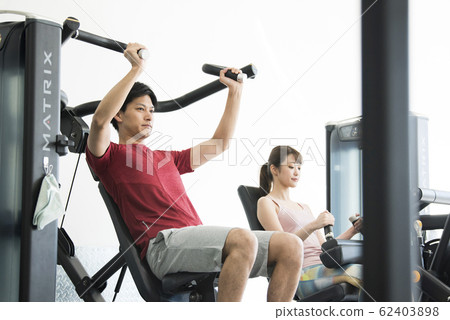Sports gym training 62403898