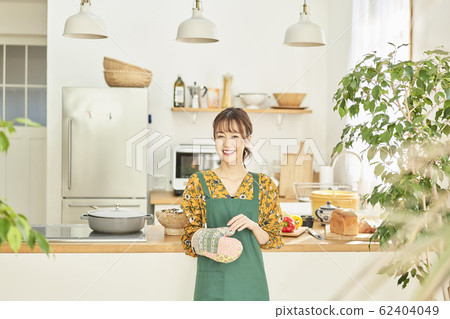 女士廚房用餐 62404049