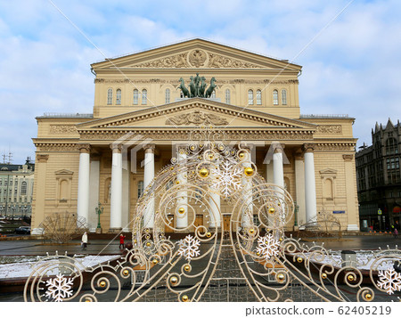 Photo of the Bolshoi theater in Moscow in winter 62405219