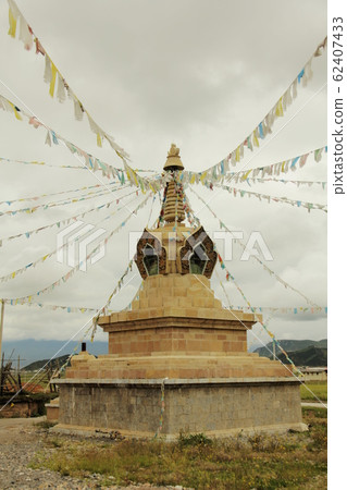 pagoda pagoda 62407433