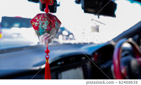 Amulet Road Safety Amulet Road Safety 62408638